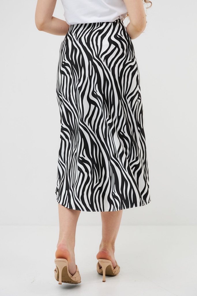 CB000032299_White(zebra)_3.jpg