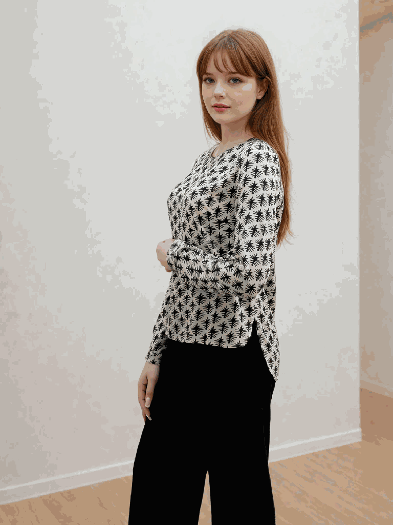 PXL_20250814_123946038.RAW-01.COVER-Deirdre-Hardwood Floor Studio.png