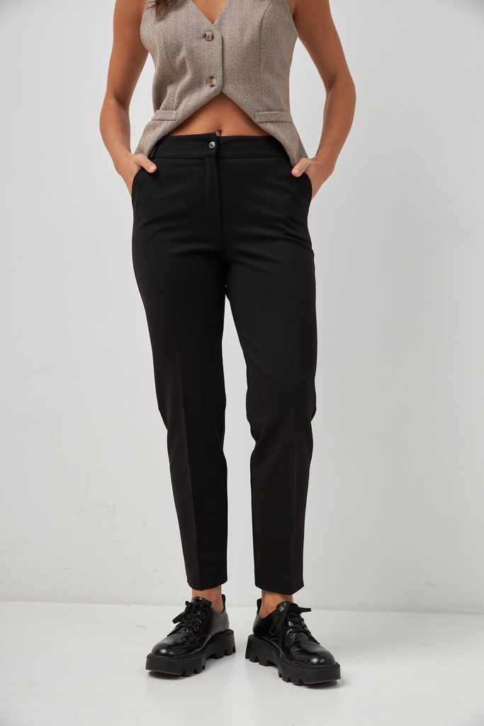 Pantalonii scurtați