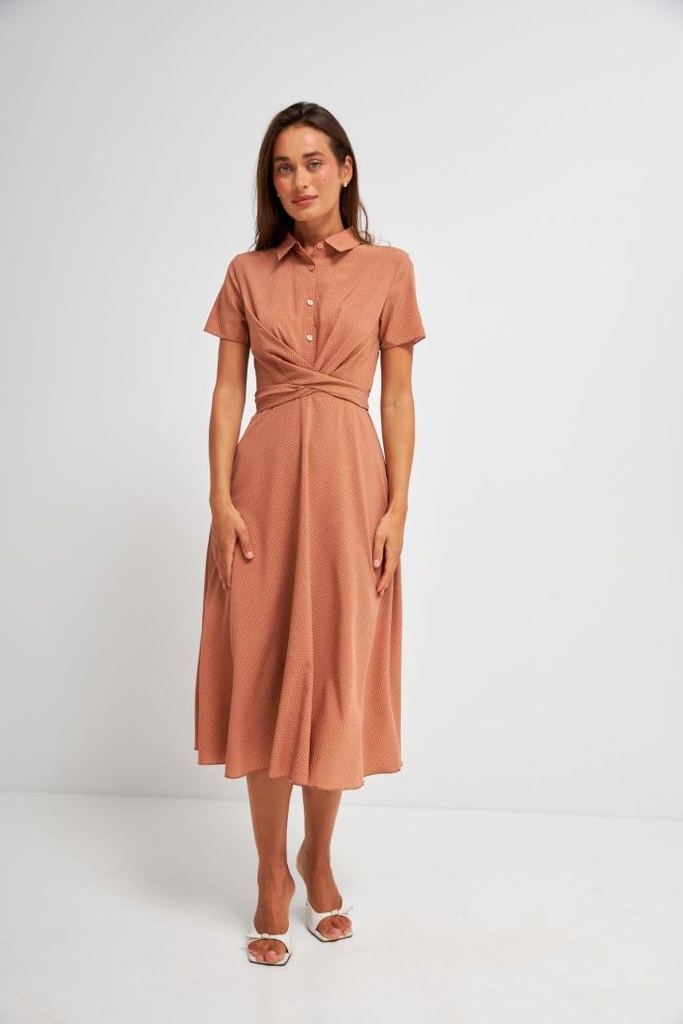 Rochie cu răsucire