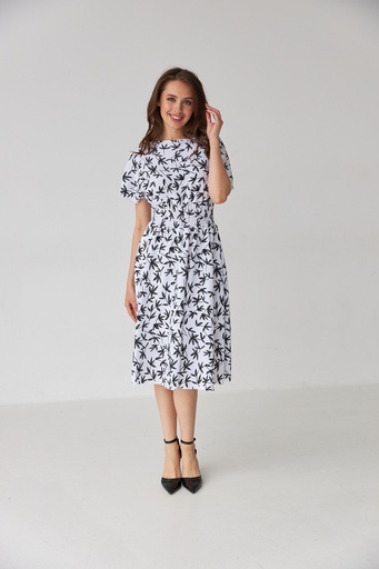 Dress with elastic