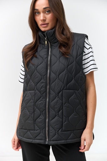 Slashed sleeveless