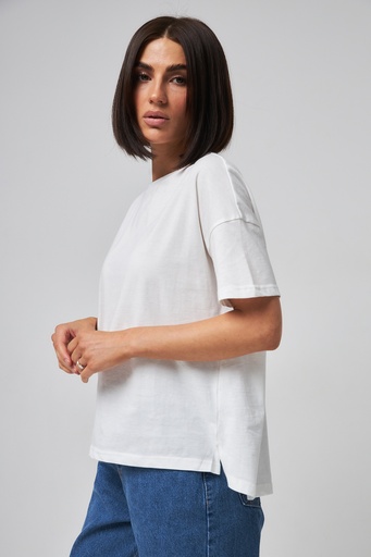 Футболка з подовженою спинкою та розрізами