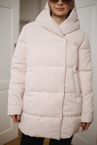 Puffer coat with snap buttons